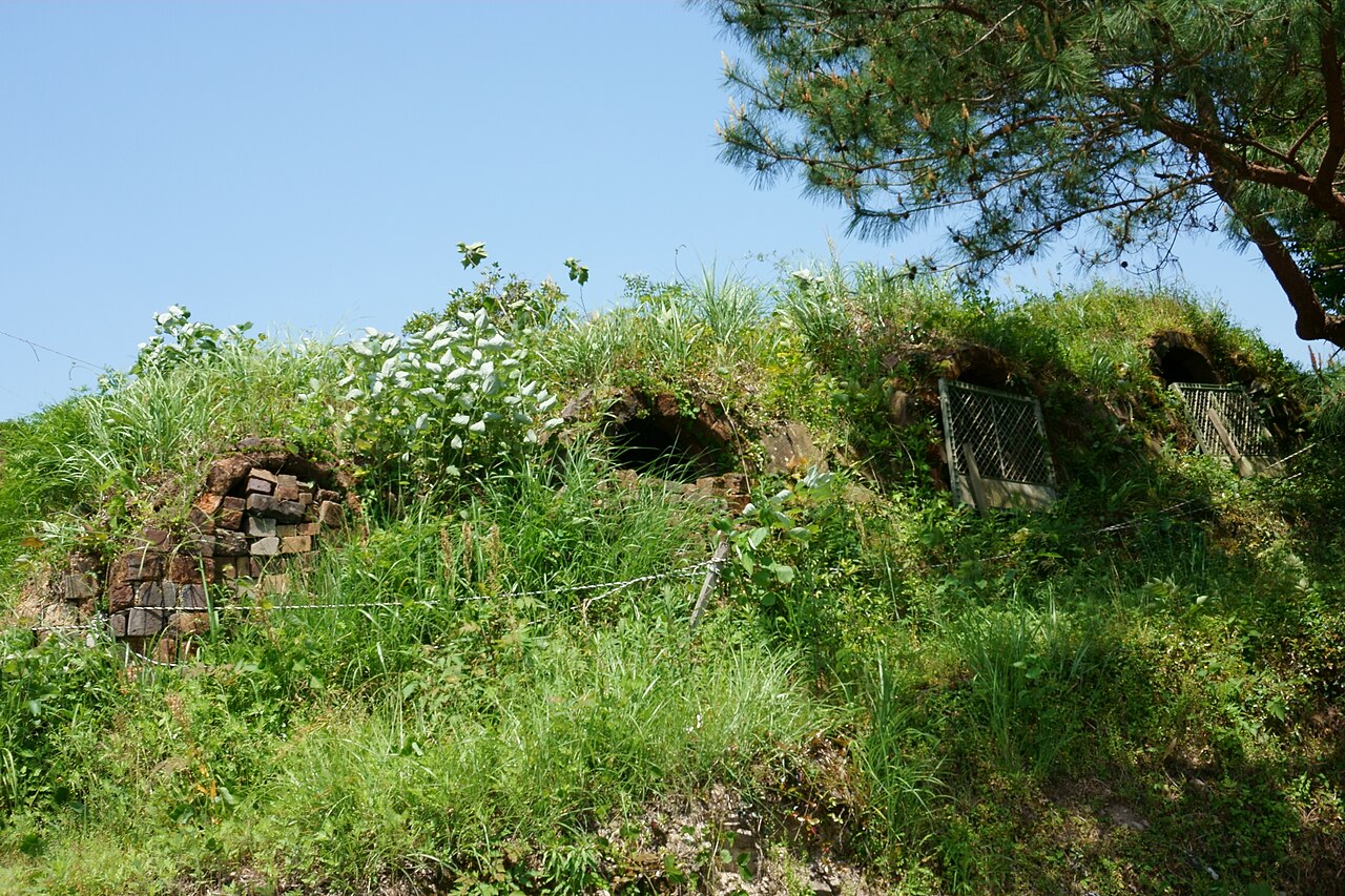 唐津市相知町の古窯跡・横枕甕屋登り窯